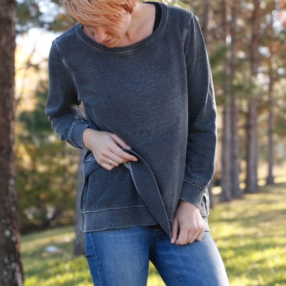 Calvin Klein Tops - CALVIN KLEIN•Sweatshirt